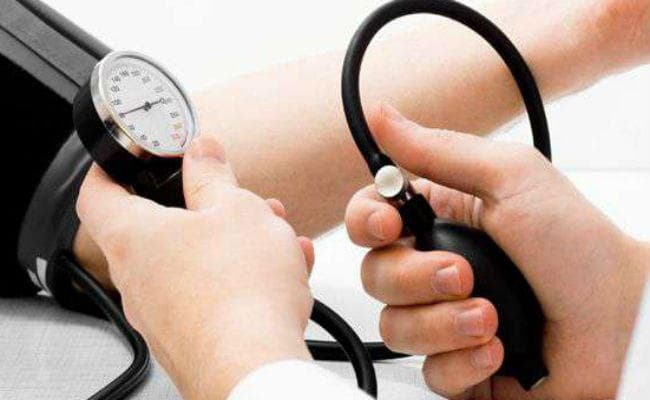 ऐसा करने से बढ़ सकता है आपका बीपी
