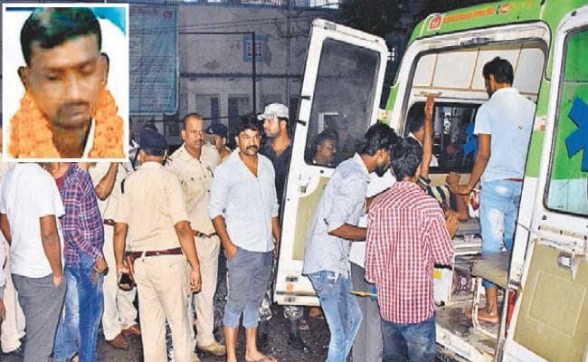 वैशाली : प्रमुख की हत्या के बाद थाना फूंका, पुलिस फायरिंग में एक की मौत, छह हुए घायल