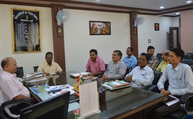 सिमडेगा जिले में उद्योग की स्थापना को लेकर हुई बैठक