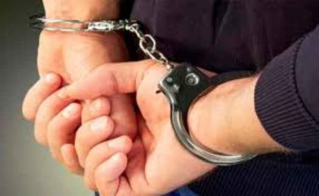 कूचबिहार : हथियार संग चार गिरफ्तार