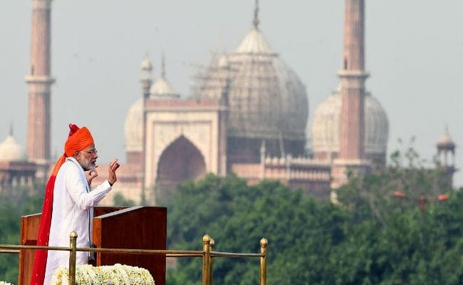 स्वतंत्रता दिवस : बोले पीएम मोदी- पूर्वोत्तर में खुले विकास के चौतरफा रास्ते