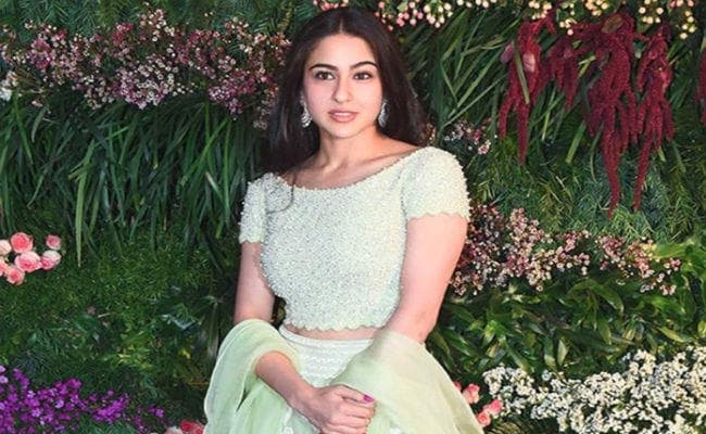 Independence Day पर सारा अली खान का इंस्टाग्राम डेब्यू, आते ही छा गयीं