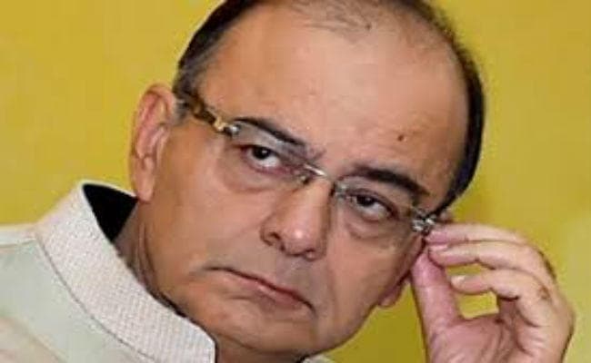 केंद्रीय मंत्री अरुण जेटली का दावा : रुपये की गिरावट से निपटने के लिए पर्याप्त है विदेशी मुद्रा भंडार