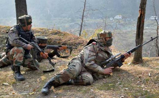 जब आजादी के जश्‍न में डूबा देश, LOC पर आतंकियों को घुसपैठ करा रहा था पाक, जवानों ने दिया मुंहतोड़ जवाब