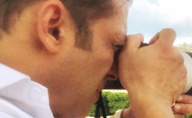 .....जब माल्टा में सलमान खान बने फोटोग्राफर