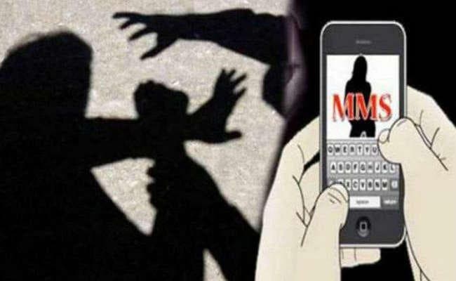 फेसबुक मित्र पर छात्रा को ब्लैकमेल करने का आरोप