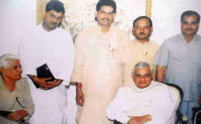 साइकिल से चुनाव प्रचार कर शास्त्री जी की बहन के खिलाफ जनसंघ का फहराया था पताका