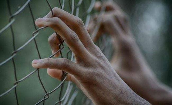 मैक्सिको में मानव तस्करों के चंगुल से बचाई गईं 100 महिलाएं