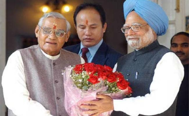 ...जब वाजपेयी ने मनमोहन को इस्तीफा नहीं देने के लिए किया था राजी