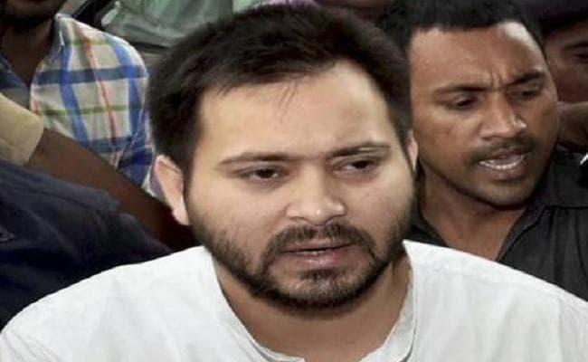 मुजफ्फरपुर कांड में बिहार के एक और मंत्री पर कार्रवाई करने की मांग को लेकर अड़े तेजस्वी