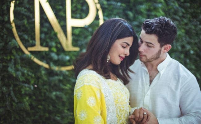 Priyanka Nick Engagement: ग्रह शांति, गणेश पूजा, आरती और हवन के साथ प्रियंका-निक की सगाई संपन्न