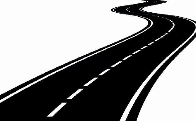 फ्लाइओवर और सर्विस लेन के स्वीकृत डिजाइन में गड़बड़ी, नये सिरे से जमीन अधिग्रहण होने से देरी तय