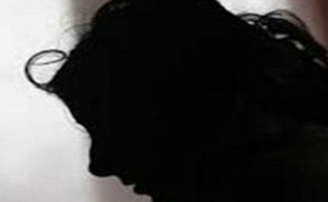 बरकट्ठा : महिला को मैला पिलाया, पिटाई की