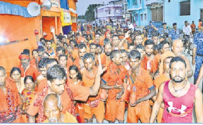 रविवार को पट बंद होने तक 159058 कांवरियों ने किया जलार्पण