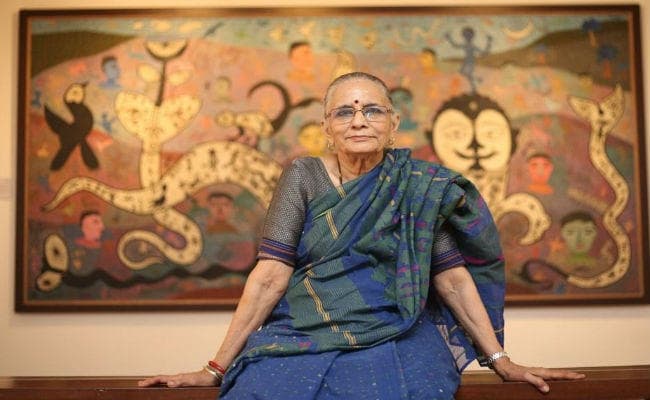 Mumbai के काला घोड़ा में प्रदर्शित होंगी माधवी पारेख की Paintings, जानिये कौन हैं...?