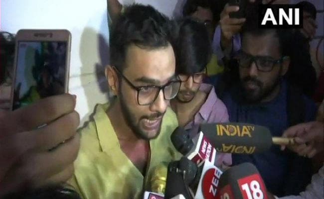 जेएनयू छात्र उमर पर हमला करने के आरोपियों को अदालत ने पुलिस को रिमांड पर दिया