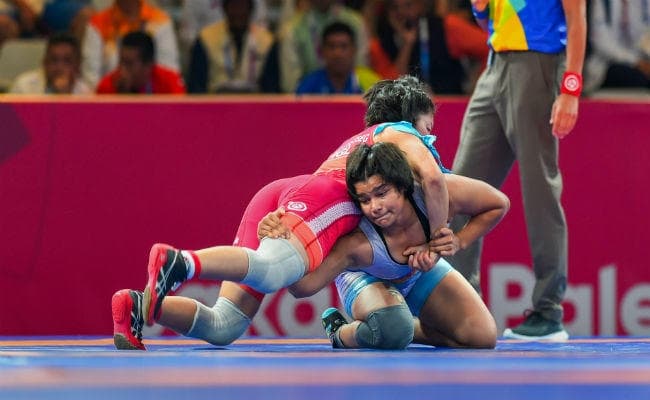 पहलवान दिव्या काकरान ने जीता कांस्‍य, 10 पदकों के साथ भारत 7वें नंबर पर