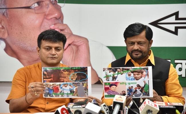 बिहिया में महिला को निर्वस्त्र घुमाने पर बिहार में गरमायी सियासत : JDU ने तेजस्वी के बहाने RJD को घेरा