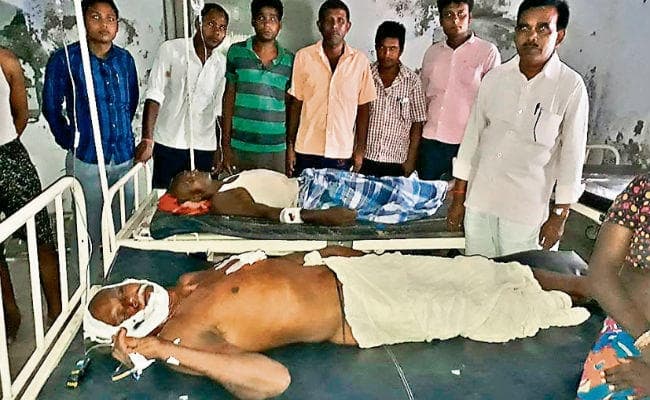 वैशाली : दंपति पर हमले के बाद लोगों ने एक हमलावर को मार डाला