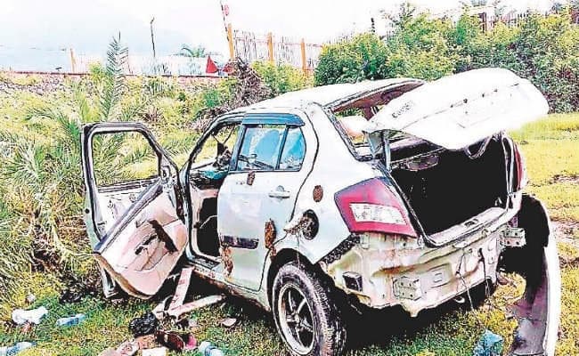 आद्रा : नितुरिया में कार पलटने से दो लोगों की मौत