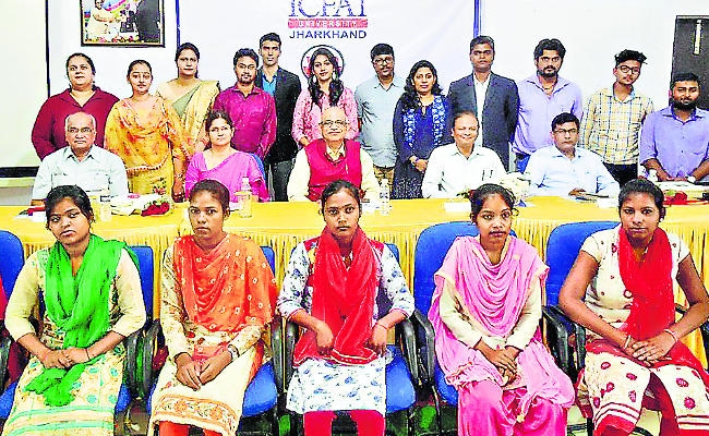 उत्पाद और सेवा से दुनिया बदल सकता है बेहतर उद्यमी
