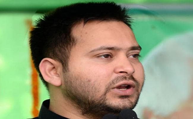 सासाराम में इंटर की छात्रा की हत्या मामला : तेजस्वी ने ट्वीट कर नीतीश सरकार से पूछा ये सवाल