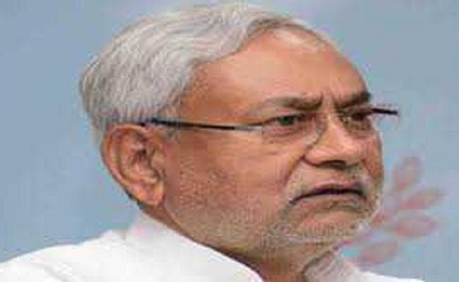 नीतीश कुमार ने वरिष्ठ पत्रकार कुलदीप नैयर के निधन पर जताया शोक