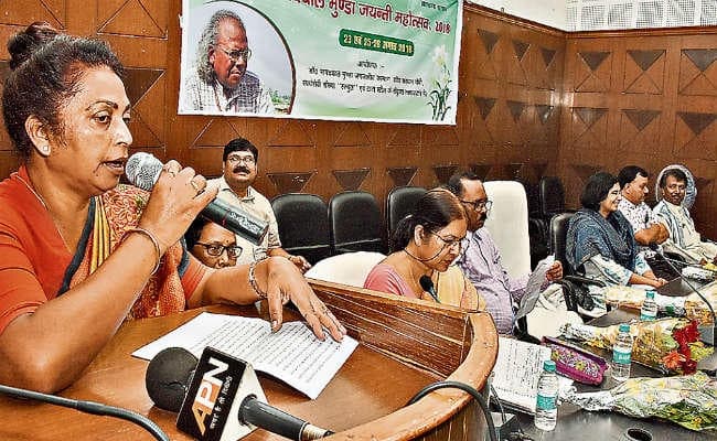 रांची : डॉ मुंडा अपनी संस्कृति से विमुख नहीं हुए, उसे और समृद्ध किया : डॉ लुईस