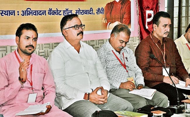 रांची : स्कूलों का विलय रोके सरकार, नहीं तो किया जायेगा राज्यव्यापी आंदोलन