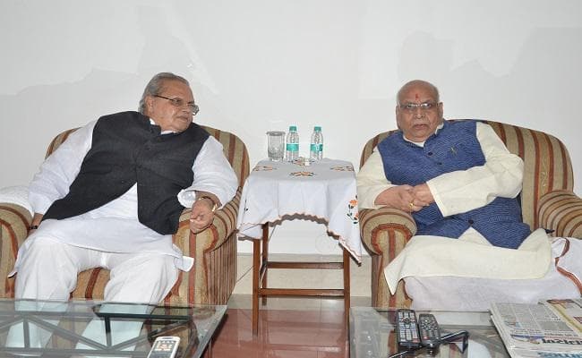 जम्मू कश्मीर के राज्यपाल सत्यपाल मलिक ने पटना में लालजी टंडन और नीतीश कुमार से मुलाकात की