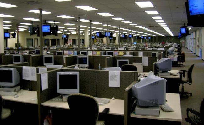 महाराष्ट्र में विदेशियों को ठगने वाले एक और Call Centre का भंडाफोड़