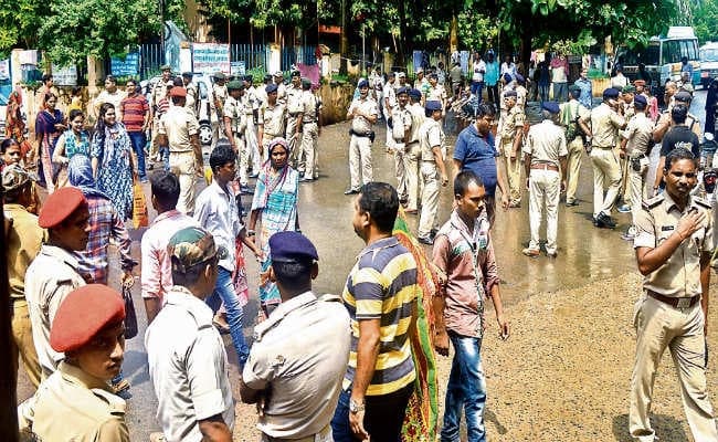 भागलपुर : हॉस्टल खाली करने को कहा तो एक छात्र ने लगा ली फांसी, जानें क्‍या है पूरा मामला