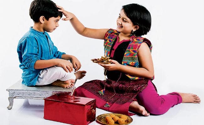 राखी ने बढ़ाया इ-बिजनेस का बाजार