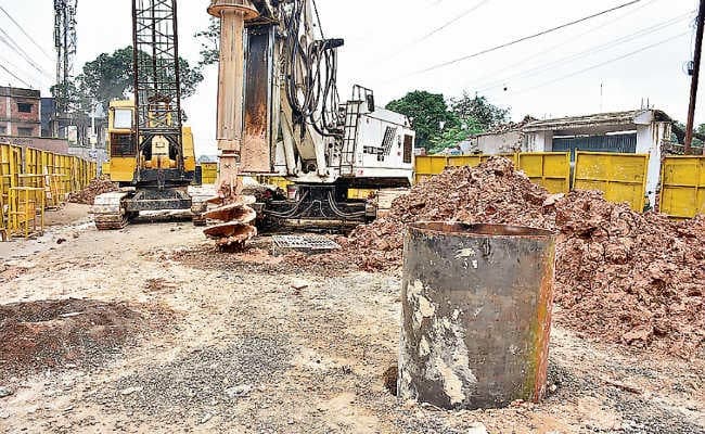 रांची : सर्विस रोड व नाली बनने के बाद ही होगा कांटा टोली फ्लाइओवर का पिलर निर्माण