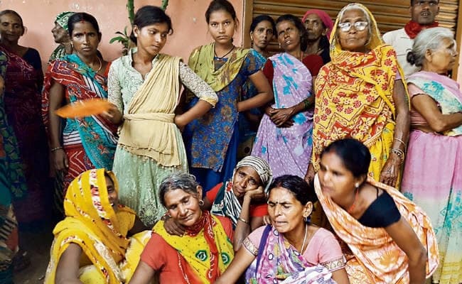 अरवल : गार्ड समेत दो की हत्या कर दुकान से पांच लाख ले गये