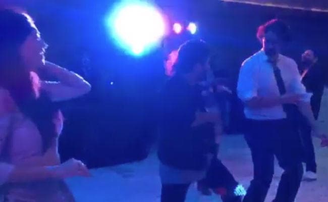 VIDEO: सपना चौधरी के ”तेरी आंखा दा…” गाने पर इन दो स्टार्स ने किया ऐसा धमाकेदार डांस, देखें