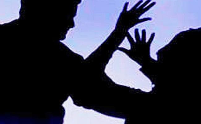 बिहिया में महिला को निर्वस्त्र घुमाये जाने का मामला : आरोपित ने कोर्ट में किया सरेंडर