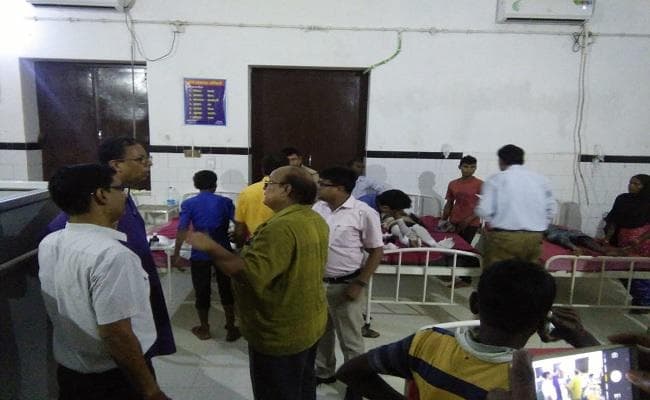 मेले में बैलून फुलाने वाले सिलेंडर में विस्फोट, 4 बच्चियों समेत दो दर्जन से अधिक घायल