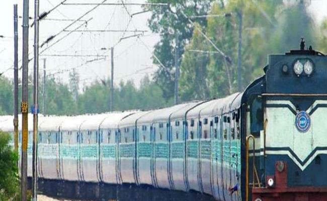 इंदौर से पटना और दरभंगा के बीच चलेगी परीक्षा स्पेशल ट्रेन