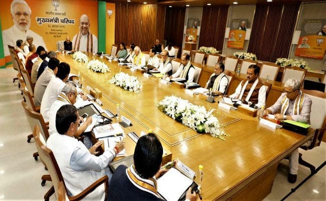 मिशन 2019 : BJP शासित राज्यों के सीएम संग अमित शाह का दिल्ली में ''महामंथन'' जारी