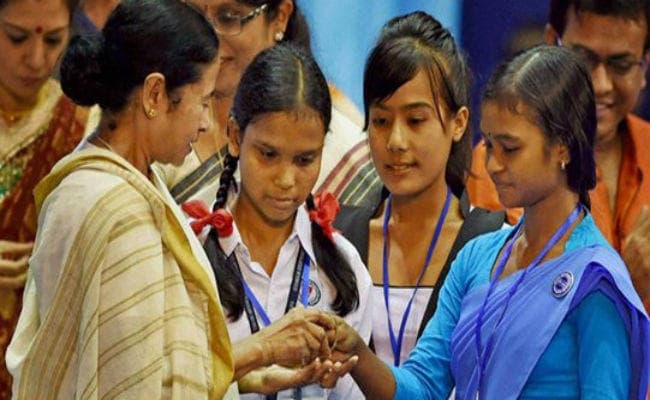 बोलीं ममता बनर्जी- माकपा के गुंडे बन गये हैं भाजपा के जल्लाद