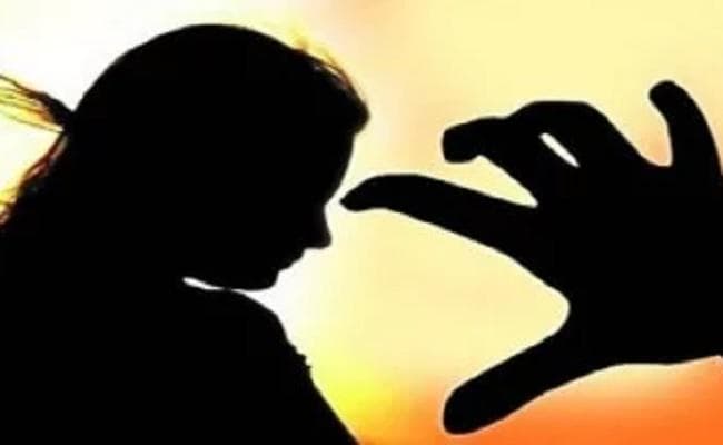 दहेज प्रताड़ना के मामले में पति को दो साल की कैद