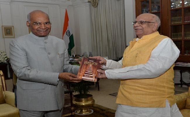 राष्ट्रपति से बिहार के राज्यपाल ने की शिष्टाचार मुलाकात