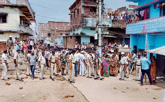 पटना : युवक को गोली लगने के बाद भिड़े दो गुट, फायरिंग
