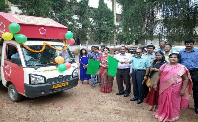 रांची के गांवों में बाल विवाह के खिलाफ अलख जगायेगी Breakthrough Awareness Van