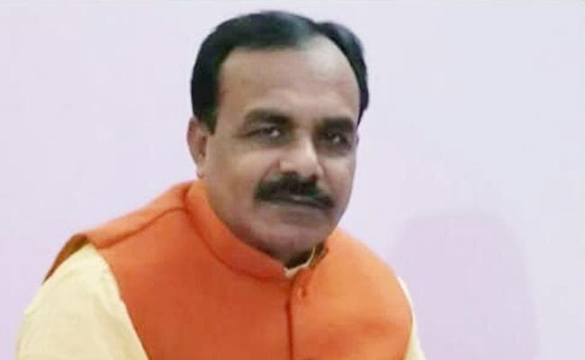 भाजपा नेता और उनकी बेटी की हत्या का मुख्य आरोपी राहुल पासवान गढ़वा से गिरफ्तार