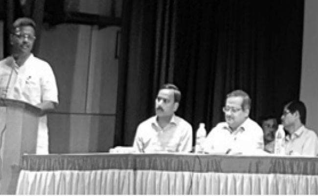 कोलकाता : पिछले साल की तुलना में डेंगू में काफी गिरावट आयी : फिरहाद