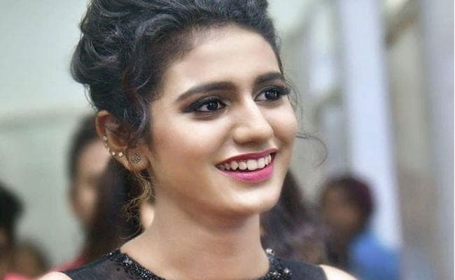 प्रिया प्रकाश वारियर को सुप्रीम कोर्ट से राहत, तेलंगाना में दर्ज FIR रद्द