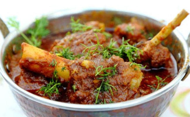 अब मांस बेचने और परोसने से पहले बताना होगा ‘झटका’ है या ‘हलाल’!