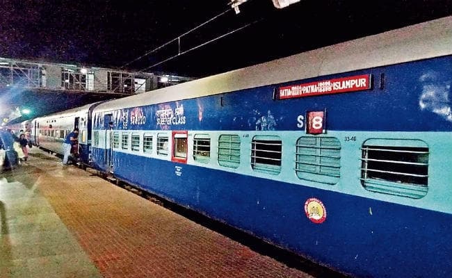 बिना गार्ड के ही 17 किमी दौड़ गयी पटना-हटिया एक्सप्रेस